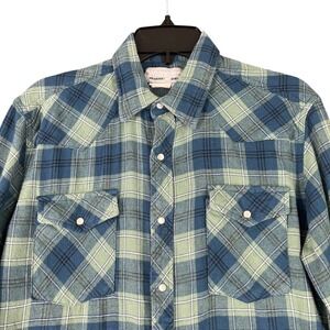 Wrangler Western Flannel Shirt Mens M Pearl Snap Plaid Ranch Classic Cowboy Fit